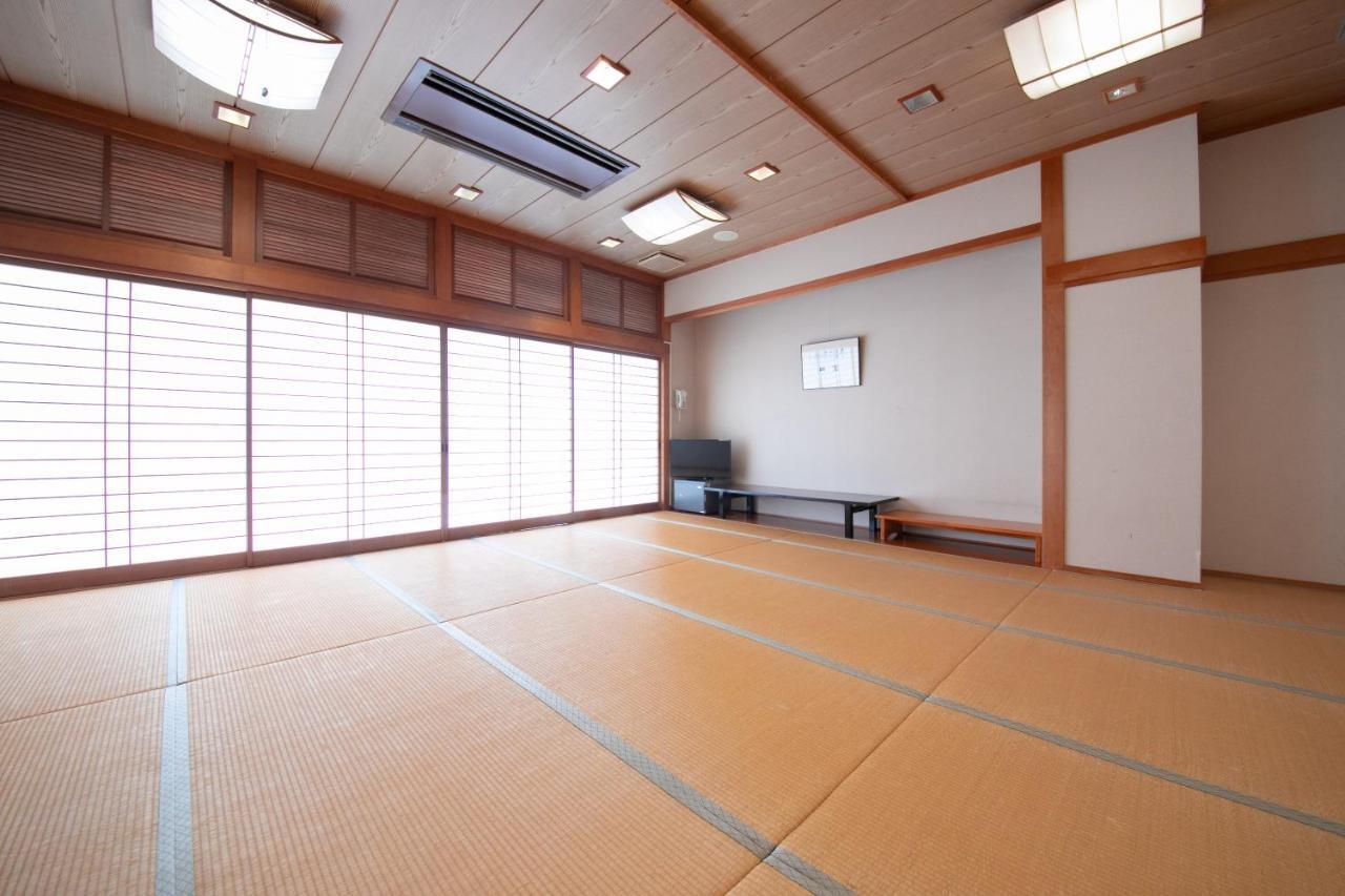 Heights Ryokan 2*